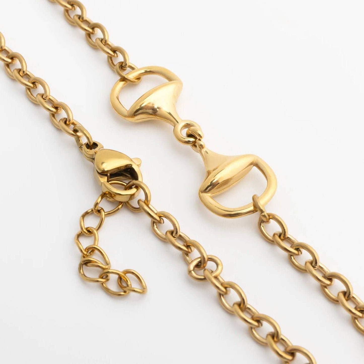 18K Gold PVD Stainless Steel Horsebit Bracelet: Gold