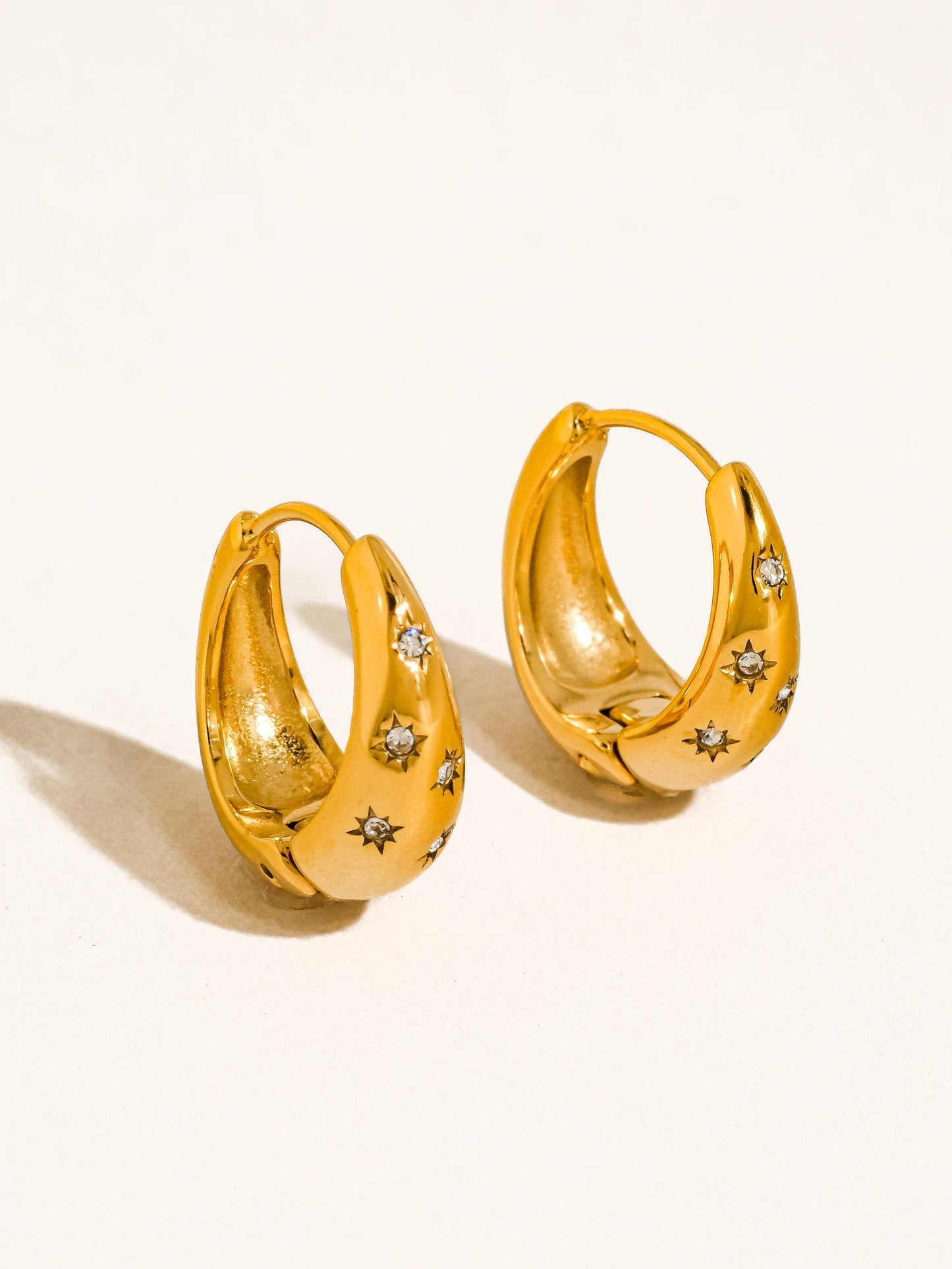 Solira 18K Gold Non-Tarnish Star Hoop Earring: Yellow Gold