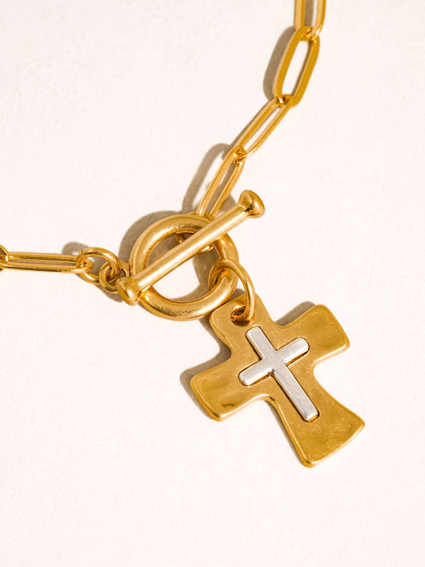 Royale 18K Gold Vintage Cross Small Chain Necklace: Yellow Gold
