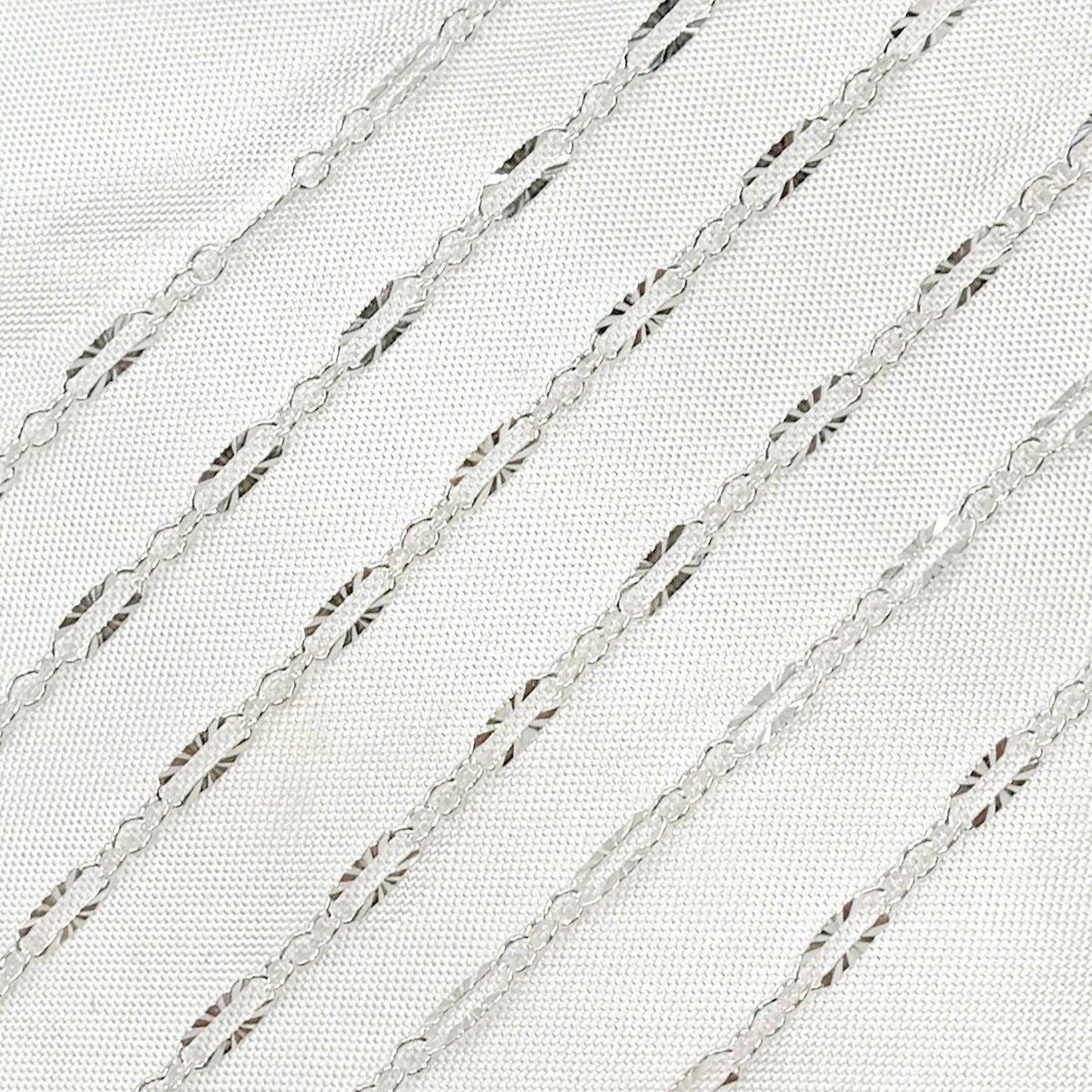 163SBSS. Sterling Silver Diamond Cut Marina Link Chain: Marina / 1 Ft. / 4.1mm-5mm
