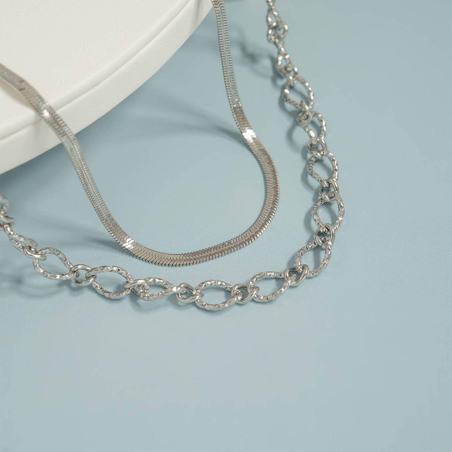 18K Gold PVD Stainless Steel Hammered Oval Chain Necklace: Stainless / 18+2"