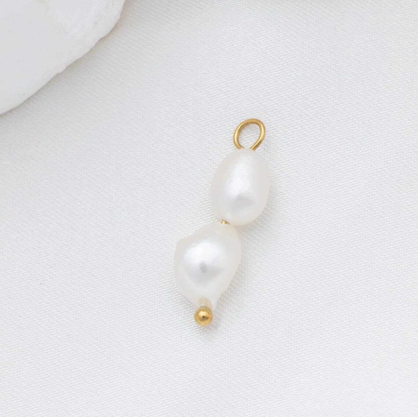 18K Gold PVD Stainless Steel Double Freshwater Charm: Stainless
