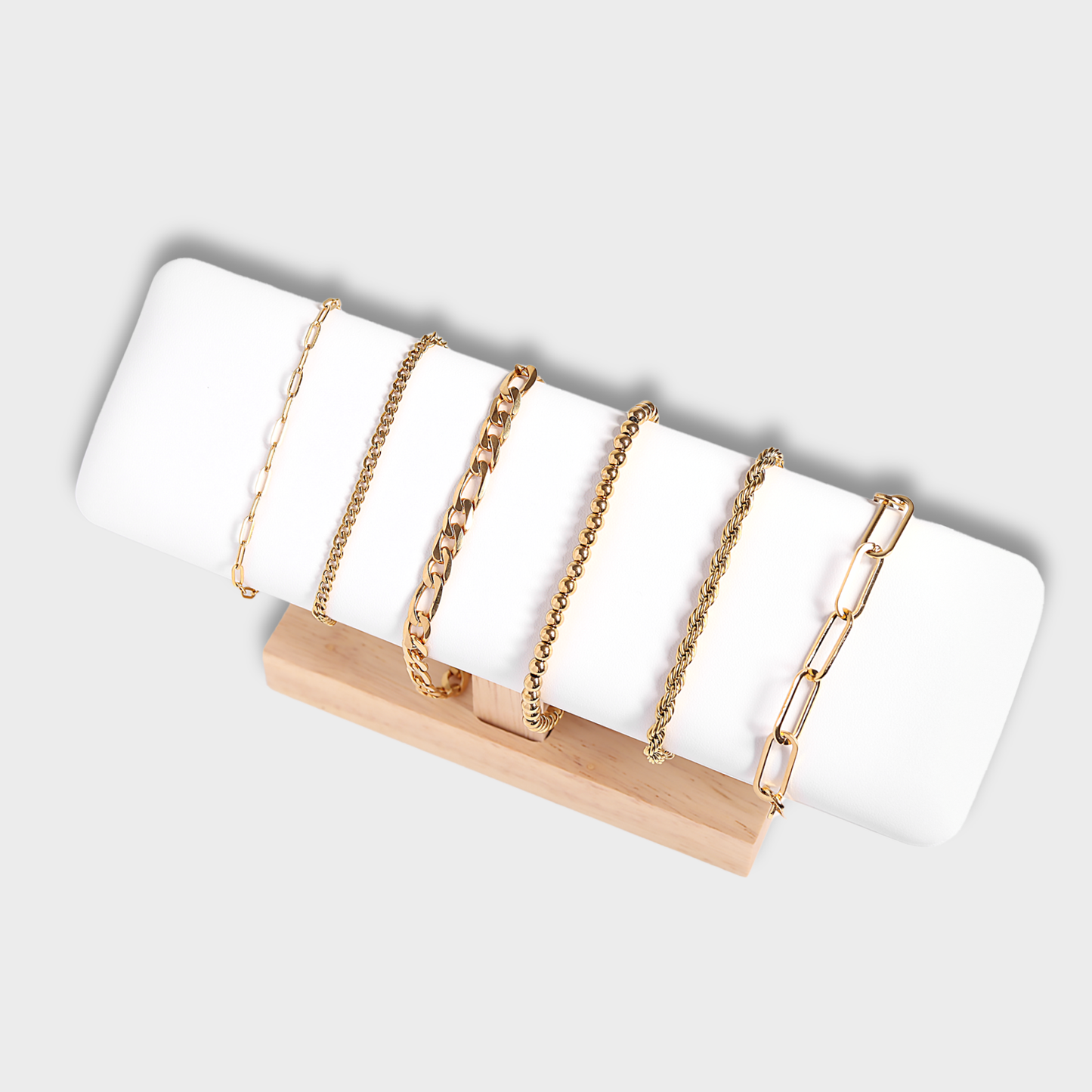 18K Gold Figaro Chain Bracelet / Anklet: 10" / 4mm