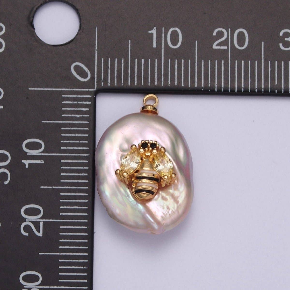Cubic Zirconia Honeybee Queen Bumble Bee Freshwater Pearl Charm | X-155
