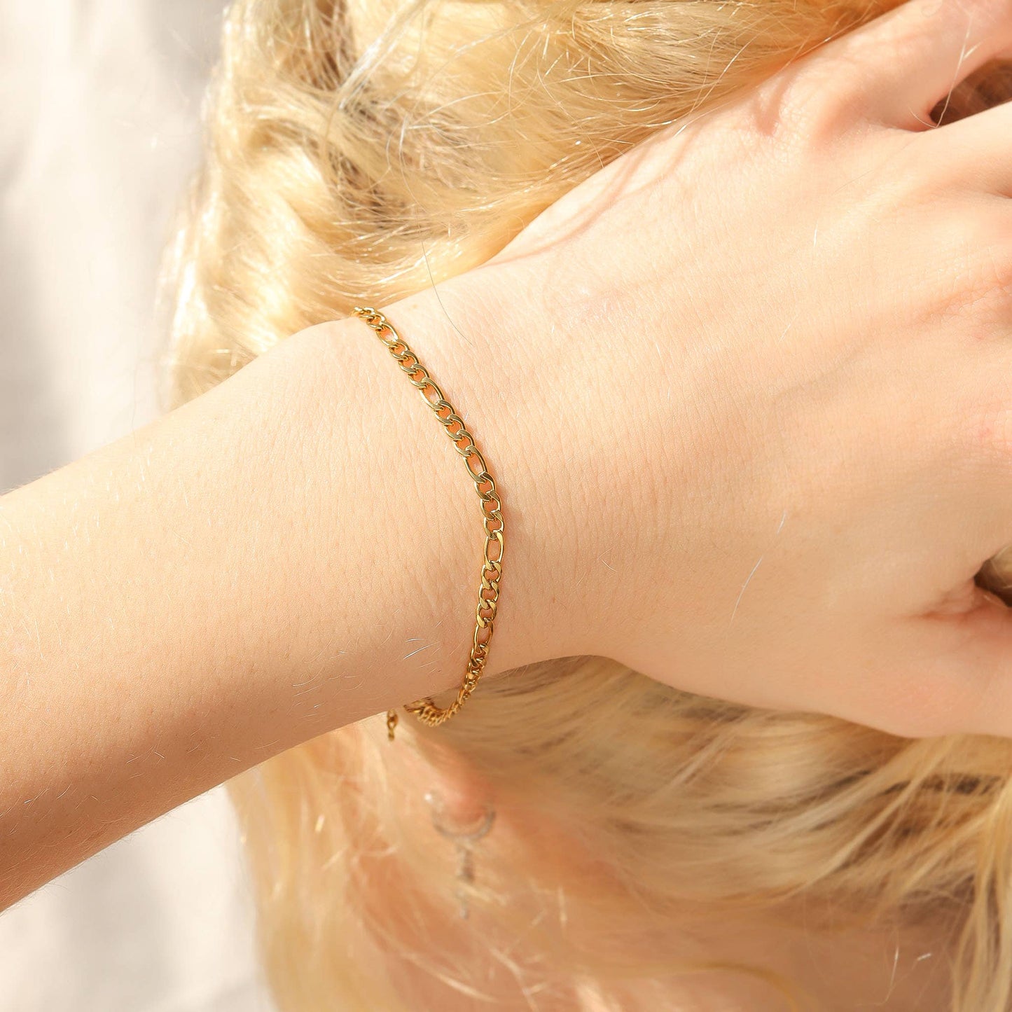 18K Gold Figaro Chain Bracelet / Anklet: 10" / 4mm