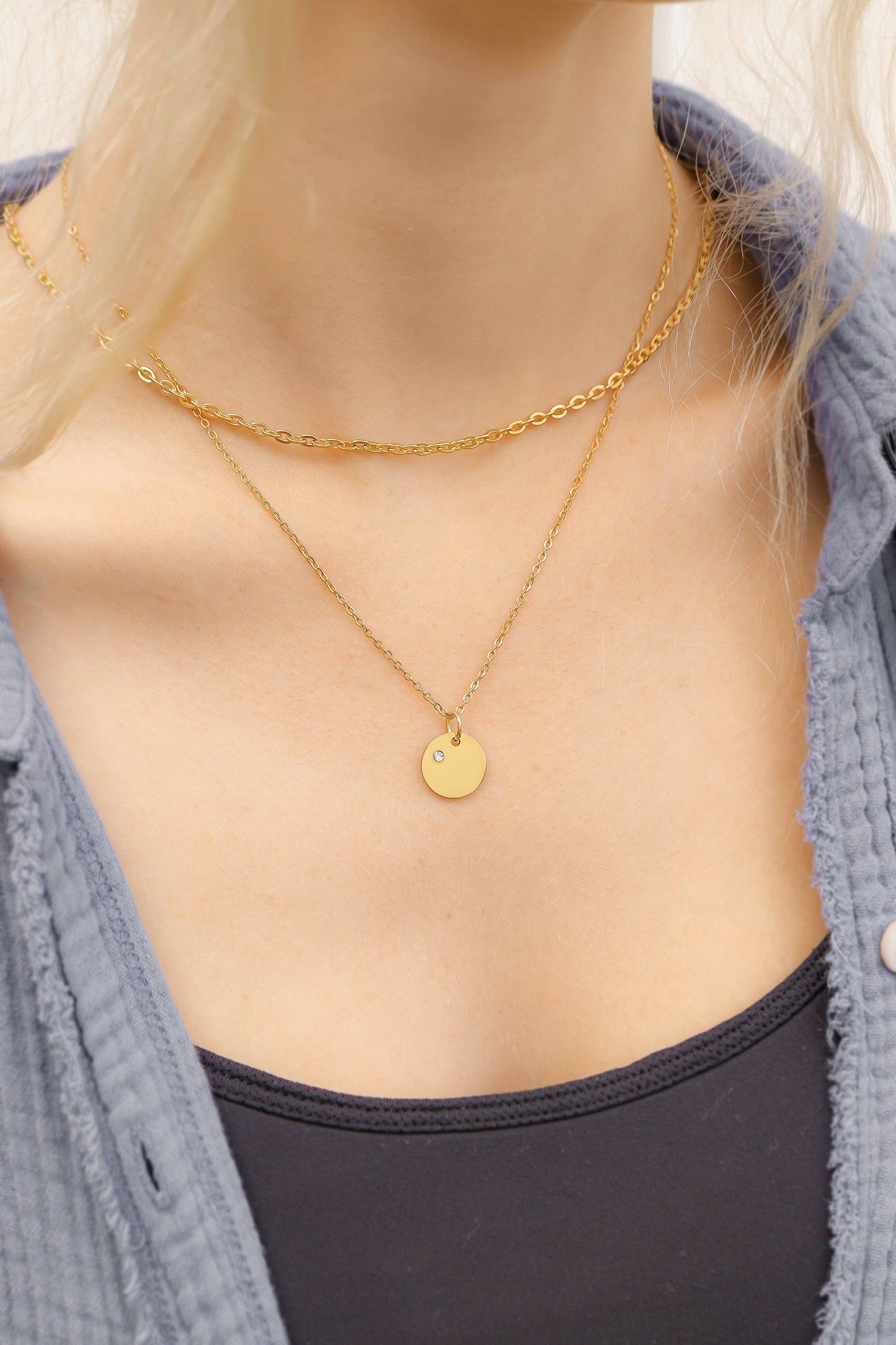 18K Gold PVD Blank Engravable Circle Birthstone Charm: January/Garnet