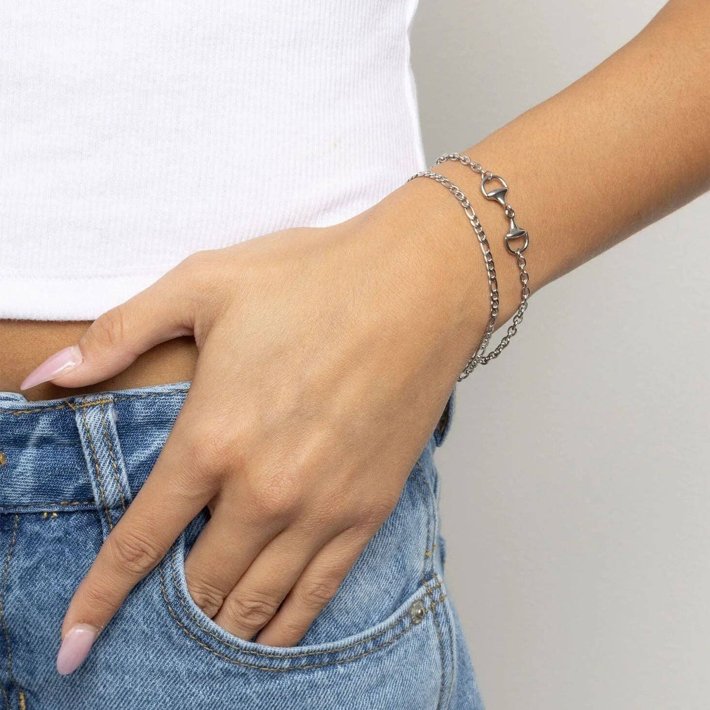 18K Gold PVD Stainless Steel Horsebit Bracelet: Gold