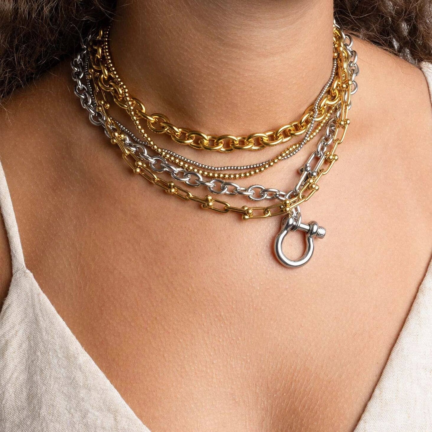 Gold Stainless Steel Y Necklace with Horse shoe Carabiner: Gold
