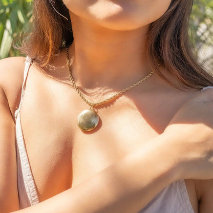 Large - 18K Gold PVD Stainless Steel Round Locket: Stainless