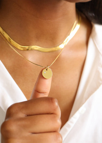 18K Gold PVD Blank Engravable Circle Birthstone Charm: January/Garnet