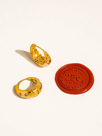 Solira 18K Gold Non-Tarnish Star Hoop Earring: Yellow Gold