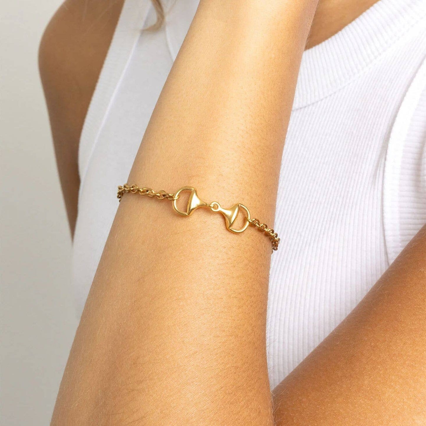 18K Gold PVD Stainless Steel Horsebit Bracelet: Gold