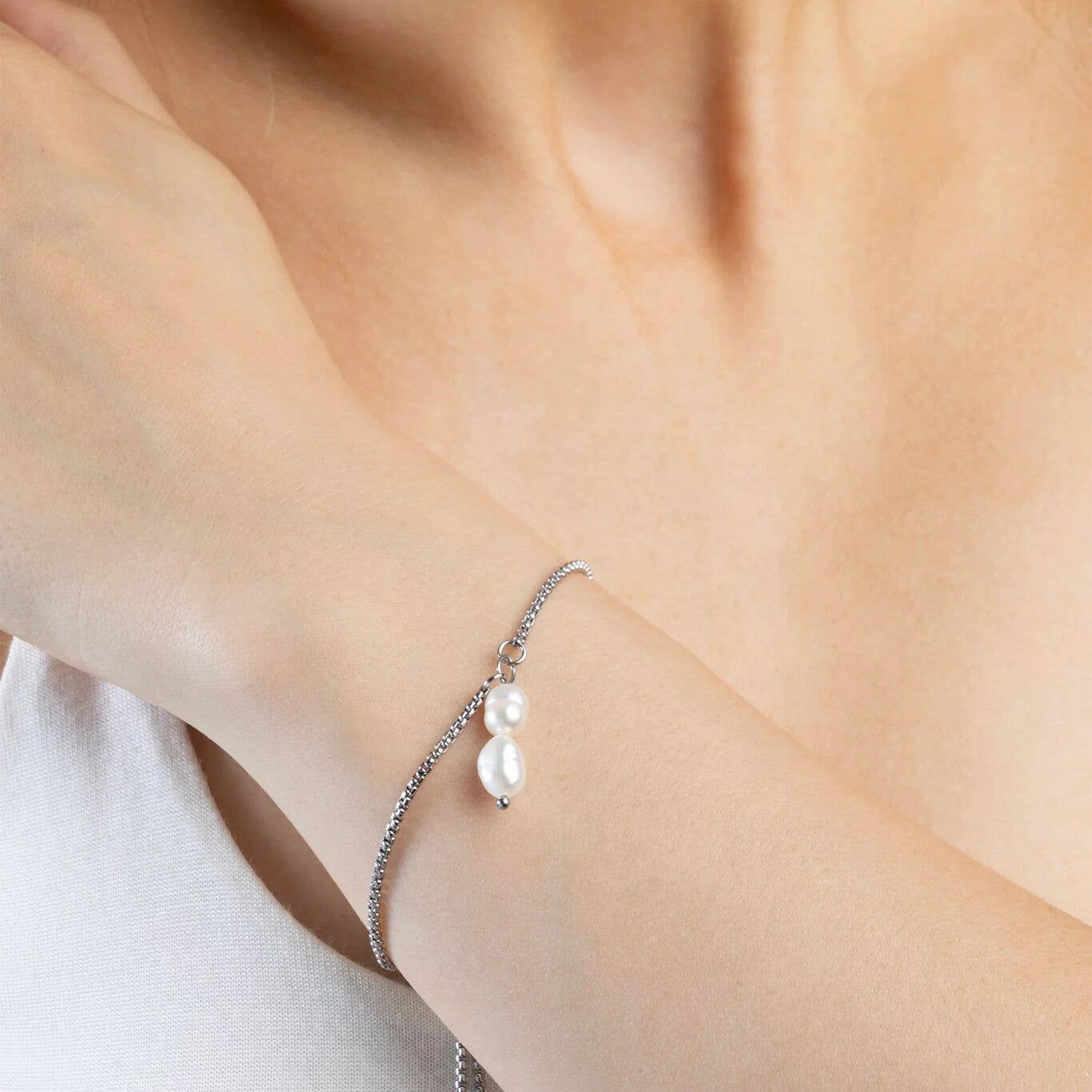 18K Gold PVD Stainless Steel Double Freshwater Charm: Gold