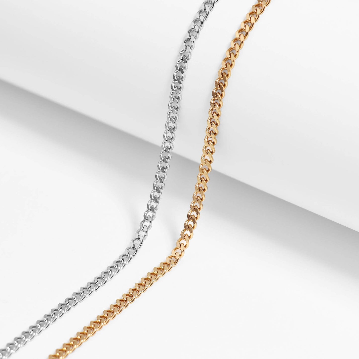 18K Gold PVD Stainless Steel Curb Chain Necklace: 18" / 4mm
